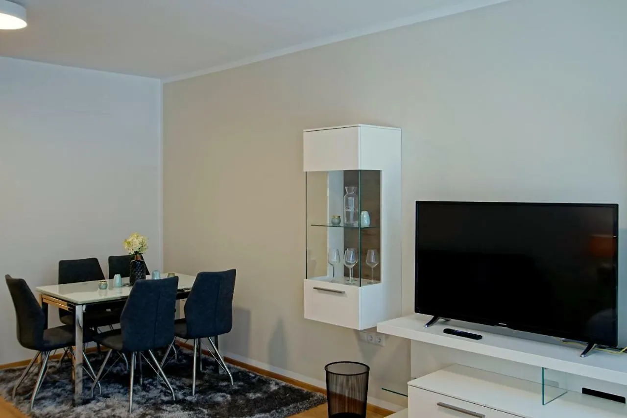English Theater Apartment At Rathaus Vienna Austria