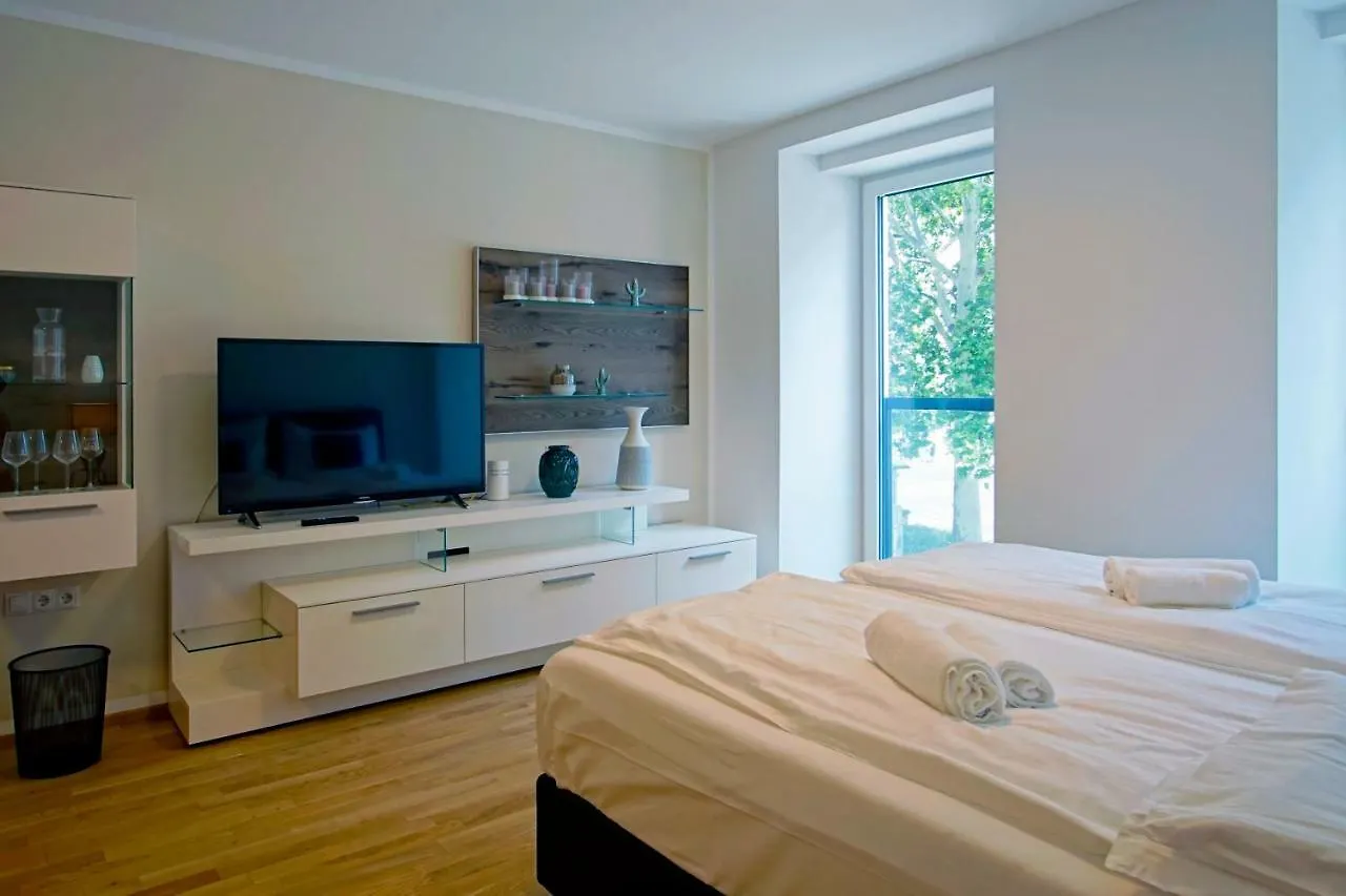 English Theater Apartment At Rathaus Vienna